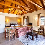 Szálloda Pleiades Season Gems - Korinthos Stone Retreats