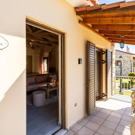 Pleiades Season Gems - Korinthos Stone Retreats Hotel 3*