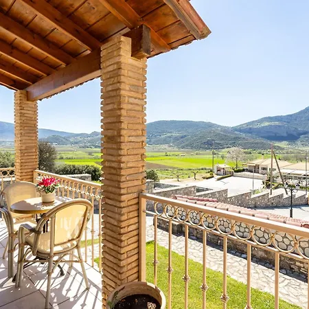 Pleiades Season Gems - Korinthos Stone Retreats 3*