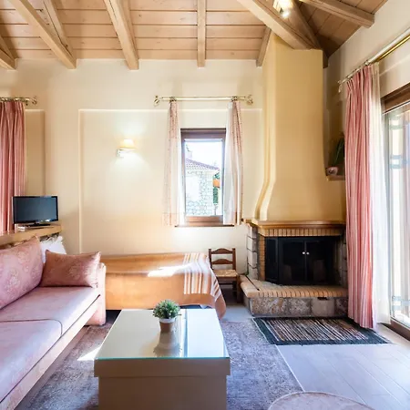 Pleiades Season Gems - Korinthos Stone Retreats Hotel Kalianoi