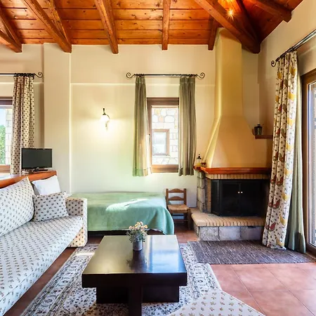 Hotel Pleiades Season Gems - Korinthos Stone Retreats Kalianoi