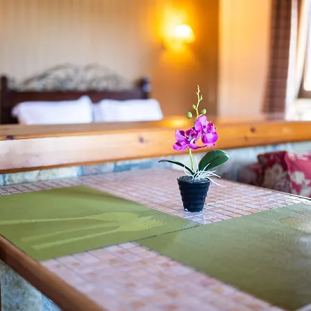 Pleiades Season Gems - Korinthos Stone Retreats 3*