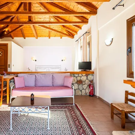 Hotel Pleiades Season Gems - Korinthos Stone Retreats