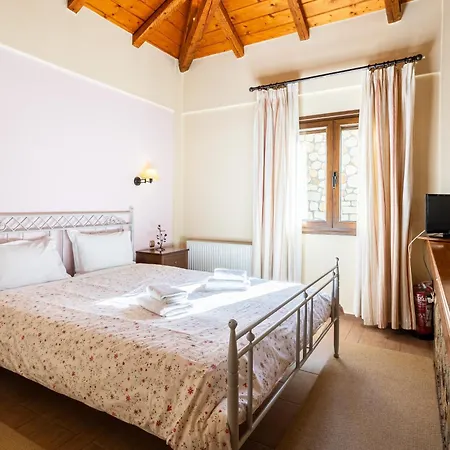 Hotel Pleiades Season Gems - Korinthos Stone Retreats 3*