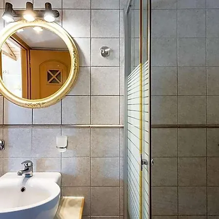 Pleiades Season Gems - Korinthos Stone Retreats Hotel Kalianoi