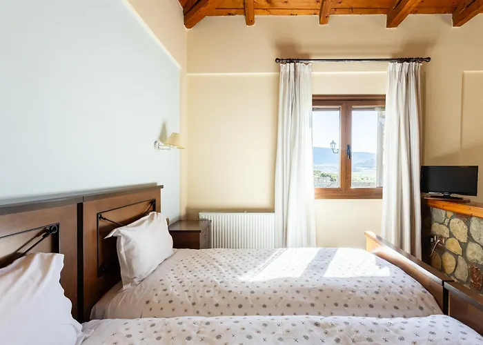 Pleiades Season Gems - Korinthos Stone Retreats 3* Kalianoi