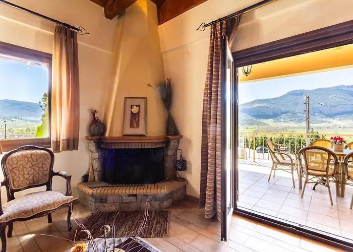 Pleiades Season Gems - Korinthos Stone Retreats 3*