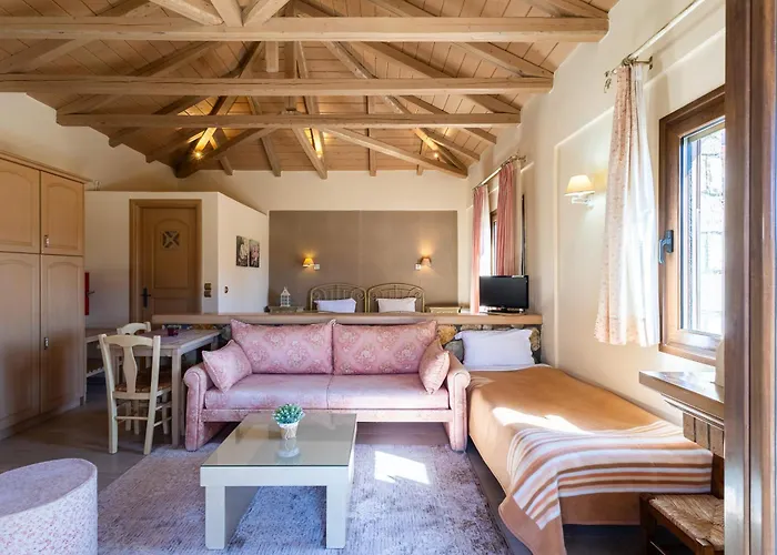 Pleiades Season Gems - Korinthos Stone Retreats Hotel 3*