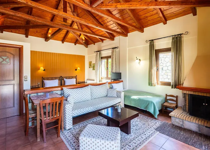 Pleiades Season Gems - Korinthos Stone Retreats Отель