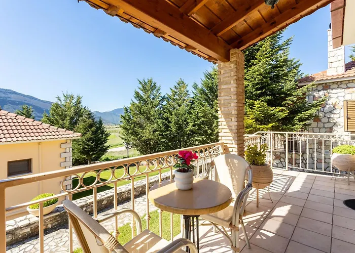 Pleiades Season Gems - Korinthos Stone Retreats 3*