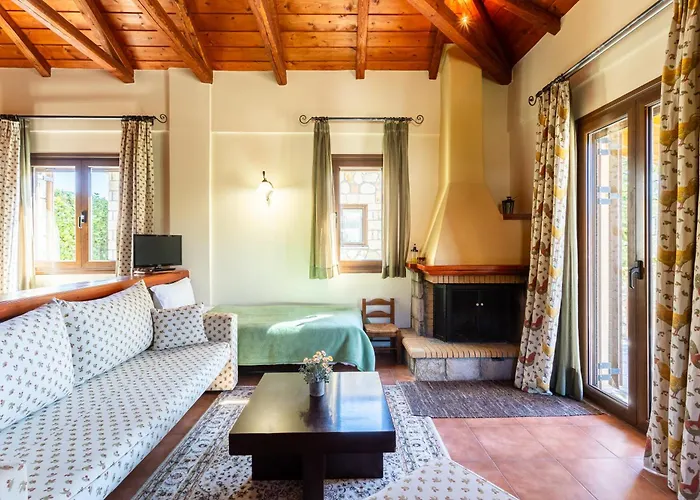 Отель Pleiades Season Gems - Korinthos Stone Retreats Kalianoi