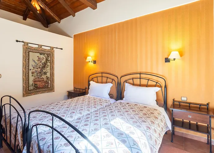 Pleiades Season Gems - Korinthos Stone Retreats 3*