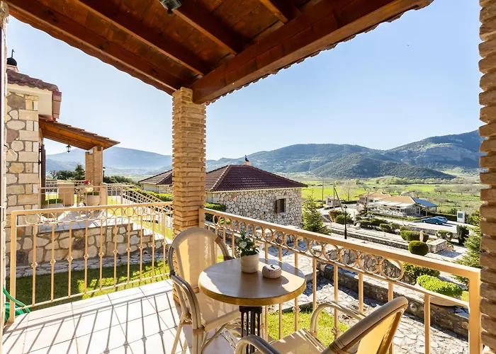 Pleiades Season Gems - Korinthos Stone Retreats Отель 3*