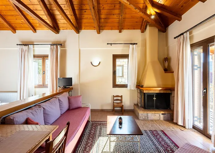 Pleiades Season Gems - Korinthos Stone Retreats 3* Kalianoi