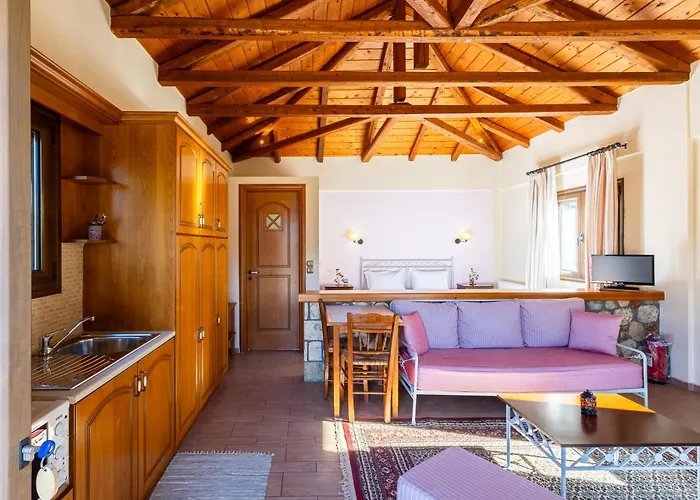 Отель Pleiades Season Gems - Korinthos Stone Retreats Kalianoi